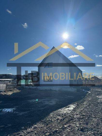 Casă individuală cu 4 camere cu Canalizare în Sângeorgiu de Mureș