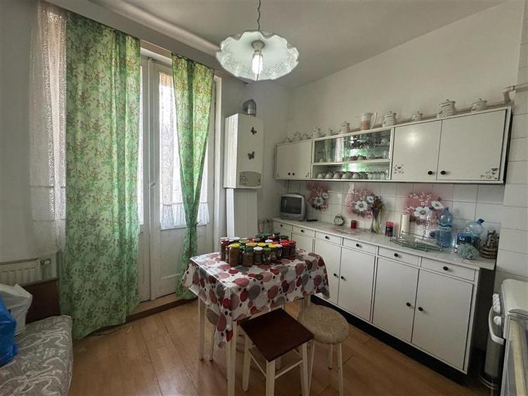 Apartament cu 3 camere decomandat în Luncă