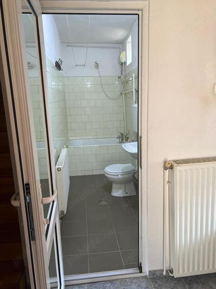 Casă cu 6 camere cu Teren 1213 Mp în Vladimirescu