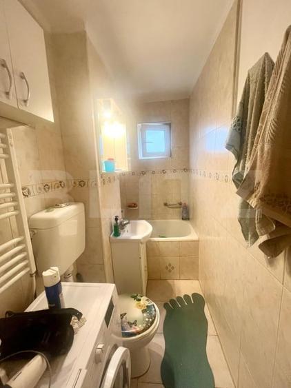 Apartament de vanzare, etaj 1, 35 mp, zona Nufarul - 7
