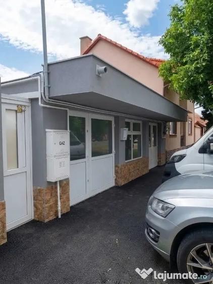Spațiu comercial, de 81 mp, în Central