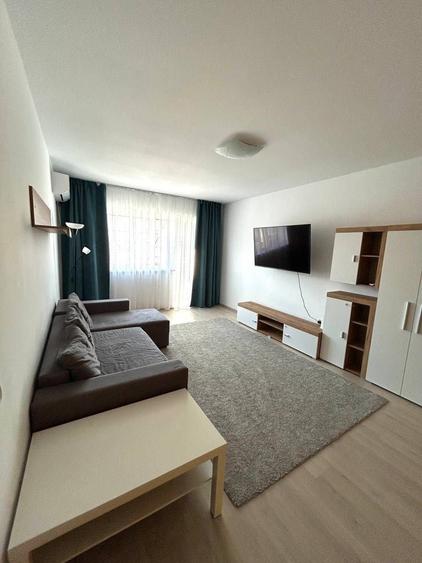 Apartament cu 2 camere decomandat în Exterior Vest