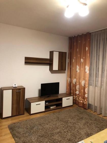 Inchiriez apartament 2 camere semidecomandat, Gara de Nord, etaj 7, centrala proprie - 2