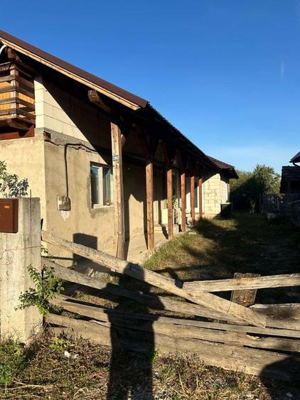 Casă cu 3 camere în Ardusat