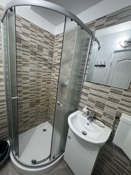 Apartament cu 2 camere semidecomandat în Lazaret