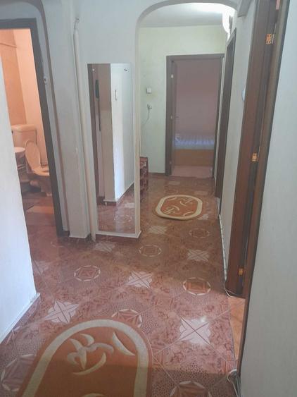 Apartament cu 3 camere decomandat în Lăpuș