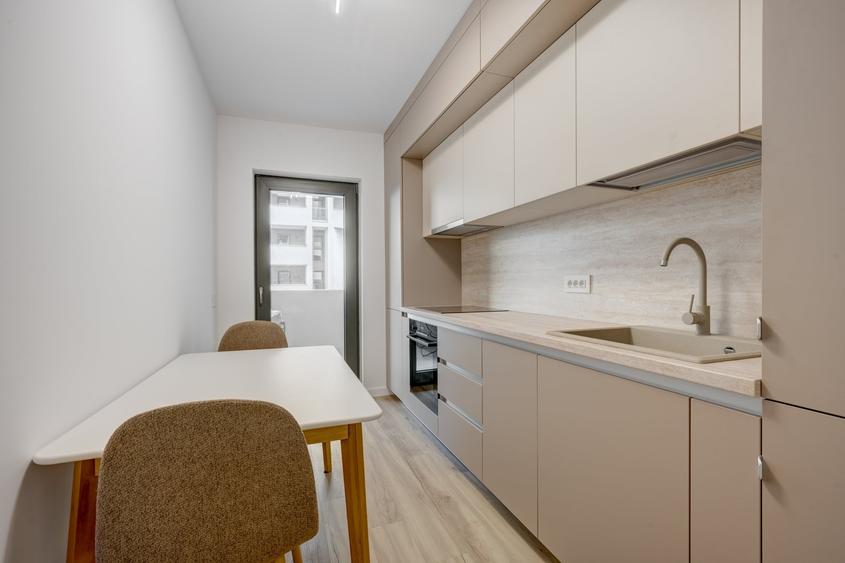 Apartament cu 2 camere semidecomandat în Barbu Văcărescu