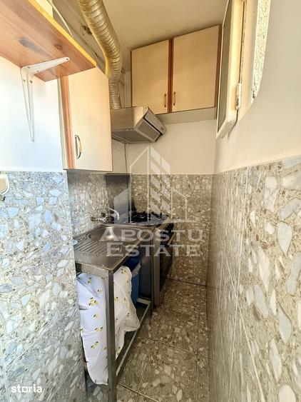 Garsonieră în Lunei — fotografia 3