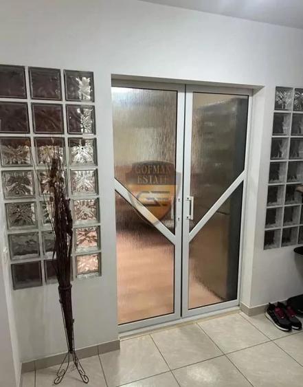 Apartament cu 3 camere decomandat în Anda