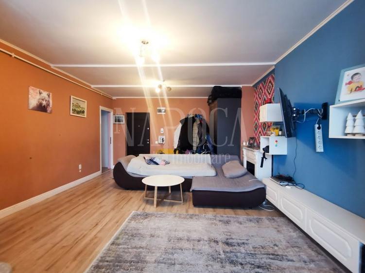 Apartament cu 3 camere semidecomandat în Iris
