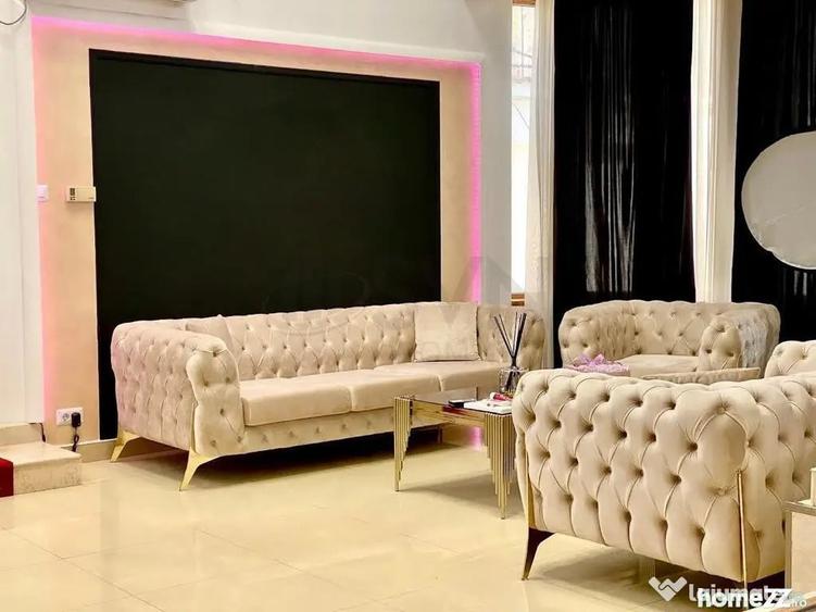 Casă cu 10 camere cu Teren 600 Mp în Vatra Luminoasă
