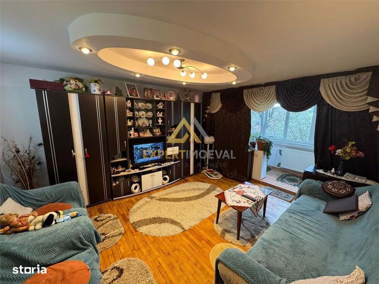 Apartament 3 camere decomandat - 11