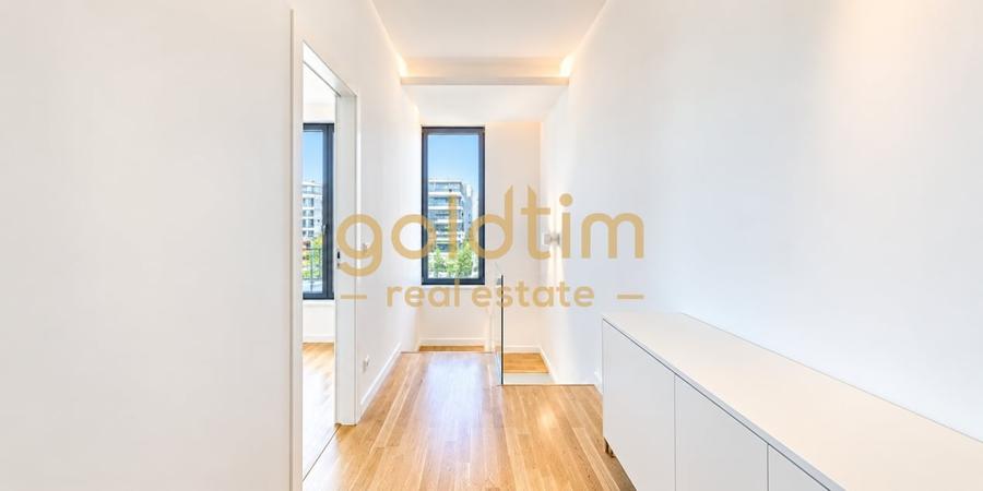 Apartament cu 4 camere decomandat în Aviației
