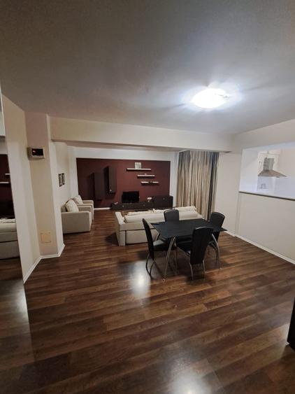 Apartament cu 2 camere decomandat în Exterior Vest