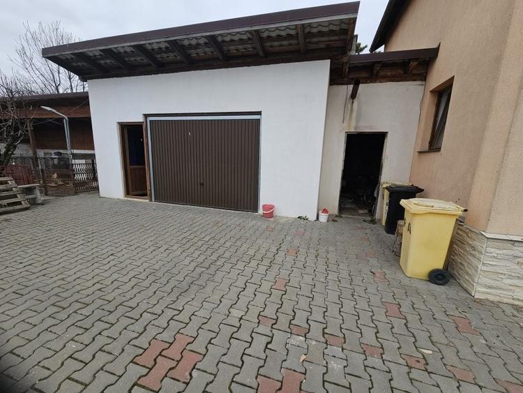 Casă individuală cu 4 camere cu Canalizare în Aiton