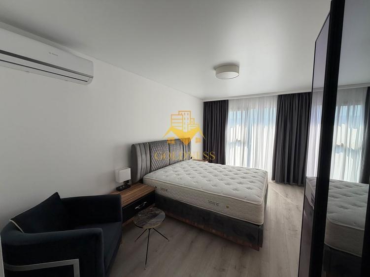 Apartament cu 3 camere semidecomandat în Central