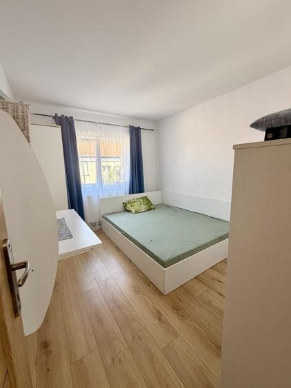 Apartament cu 3 camere decomandat, mobilat în Lipovei