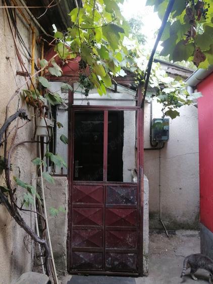 Casă cu 2 camere cu Teren 30 Mp în Central