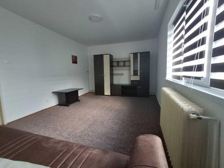 Apartament cu 2 camere decomandat în Ștrand