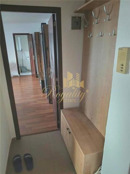 Garsonieră decomandată, mobilată în Complex Studențesc