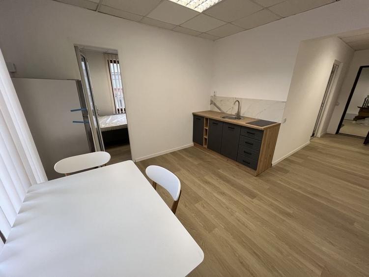 Apartament cu 4 camere în Gară