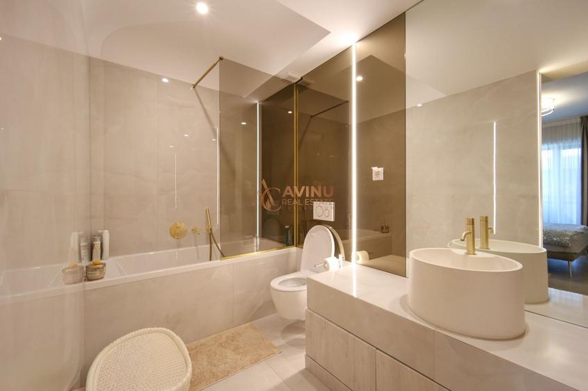 Apartament cu 3 camere în Sud-Vest