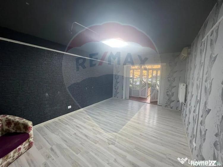 Spațiu comercial, de 60 mp, în Obor