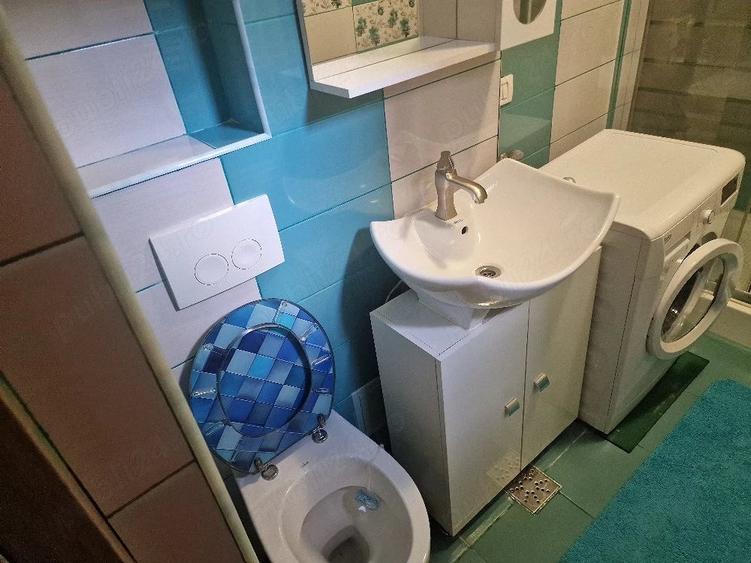 Garsonieră decomandată în Central
