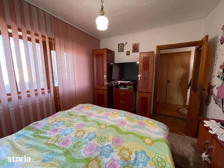 Apartament cu 4 camere decomandat în Păcurari