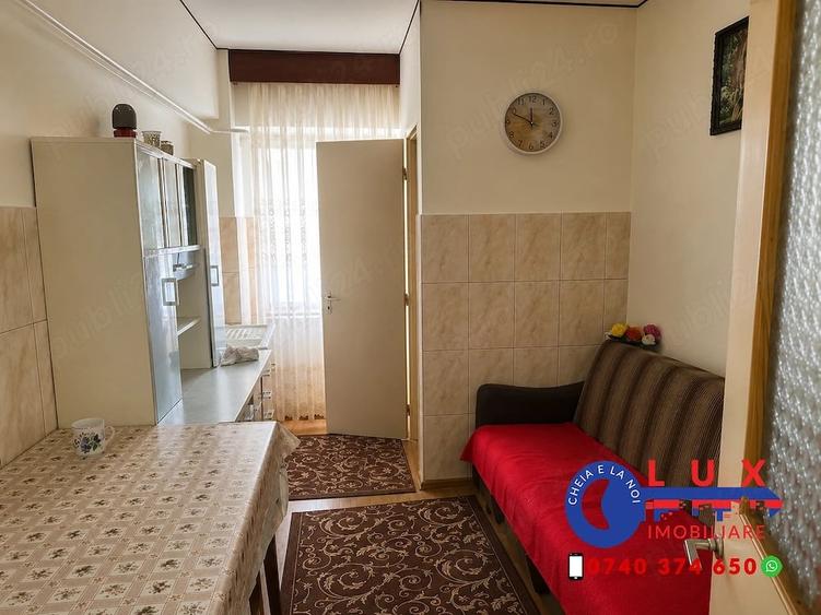Apartament cu 2 camere decomandat în E3