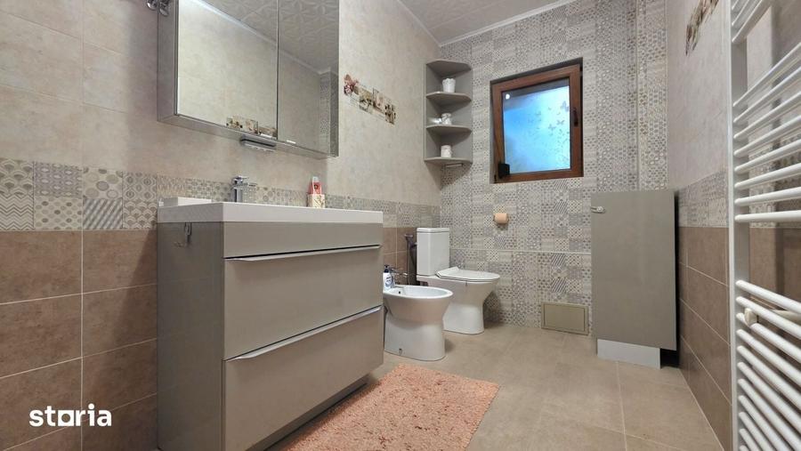 Casa P+M in Lazu - 4 camere - 300mp teren - 10