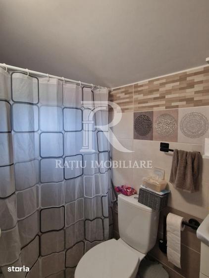 Apartament cu 3 camere decomandat în Oncea