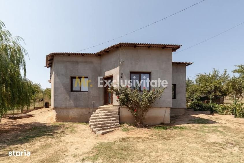 Casă cu 4 camere în Podu Broșteni