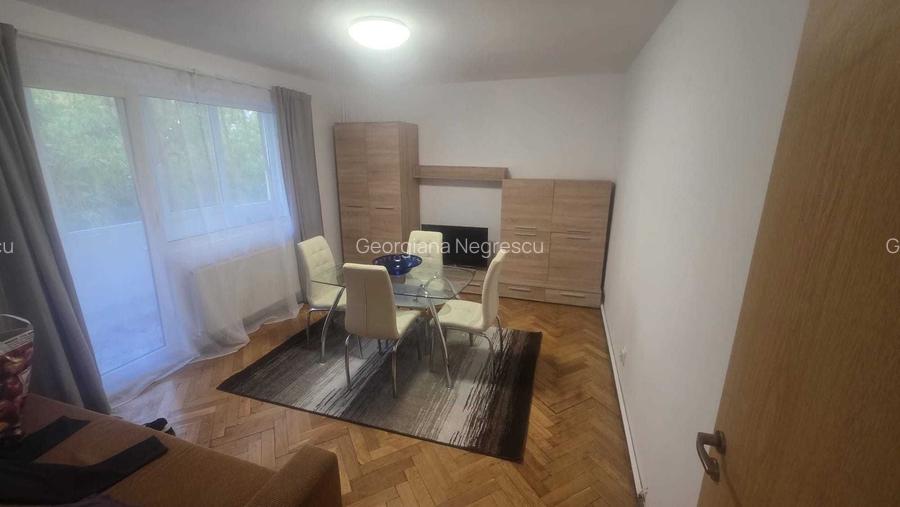 Spitalul Județean | 3 Camere | Etaj 2 | Centrala proprie