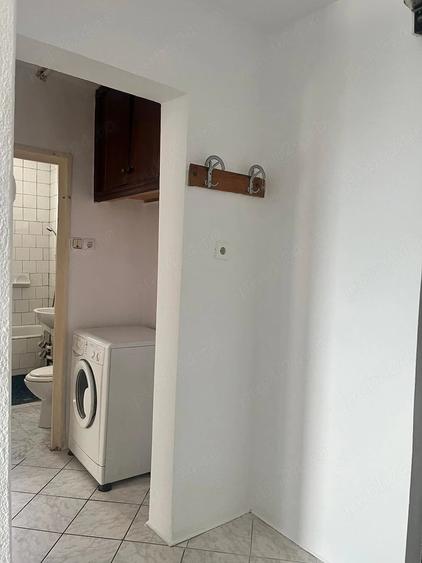 Apartament cu 2 camere decomandat în Vest