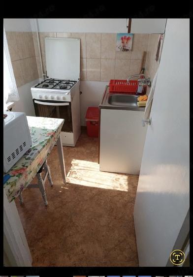 Garsonieră decomandată în Central
