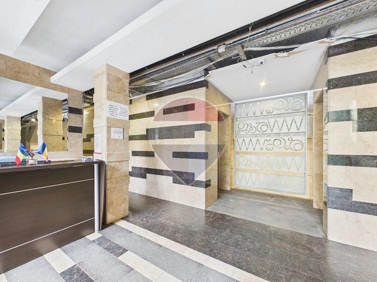 Apartament cu 3 camere decomandat în Herăstrău