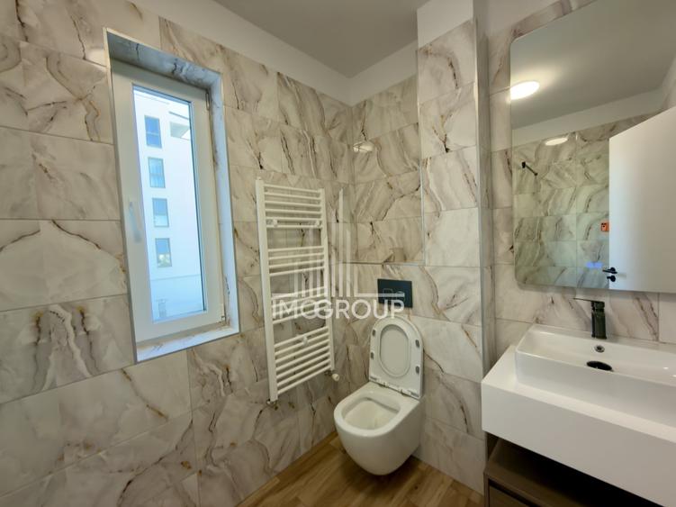 Apartament cu 2 camere semidecomandat, mobilat în Florești