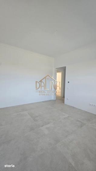 Casă cu 4 camere cu Teren 1010 Mp în Balotești