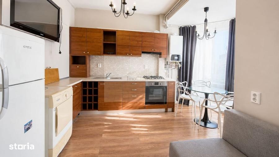 Apartament cu 3 camere, mobilat în Bună Ziua