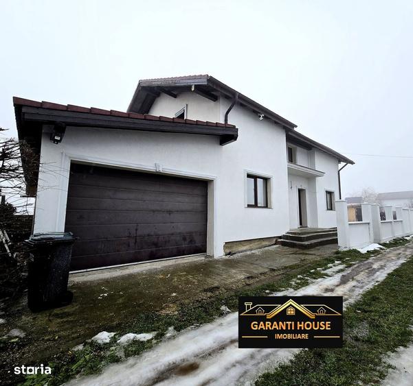 Casă cu 4 camere cu Teren 1000 Mp în Recea