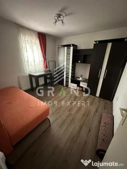 Garsonieră decomandată în Gruia