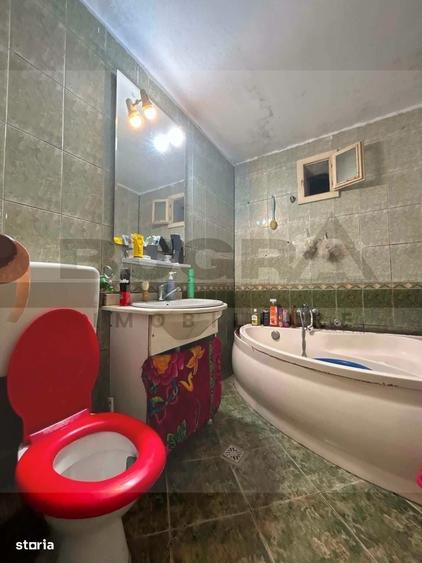 Apartament cu 4 camere decomandat în Central