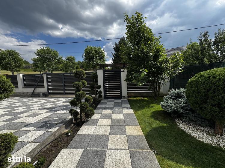 Casă cu 4 camere cu Teren 460 Mp în Tăuții-Măgherăuș