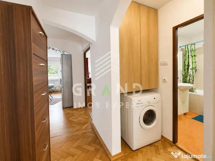 Apartament cu 3 camere decomandat în Central