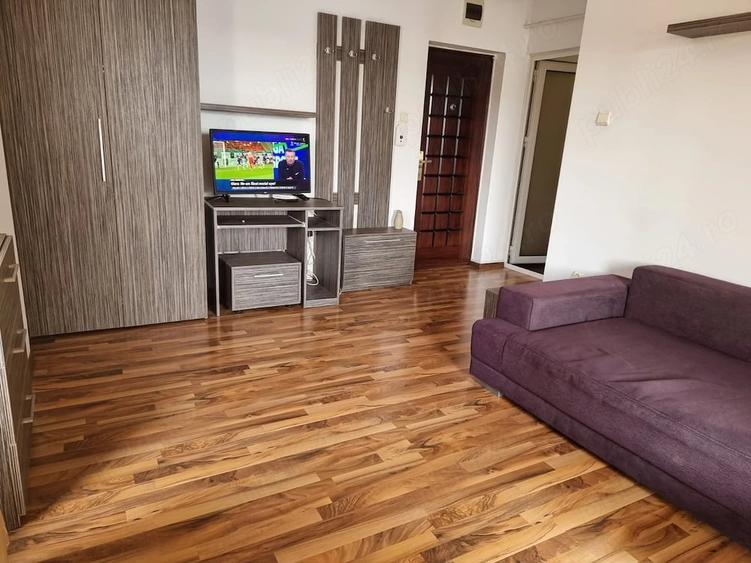Garsonieră decomandată în Găvana