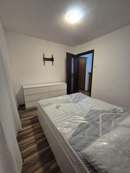 Apartament cu 2 camere semidecomandat în Timișoara