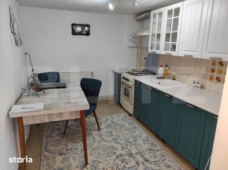 Casă cu 7 camere cu Teren 480 Mp în Griviței