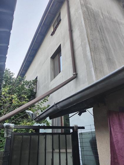 Casă cu 5 camere cu Teren 500 Mp în Central