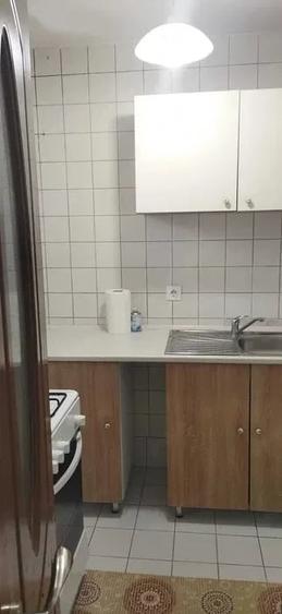 Garsonieră semidecomandată în Titan
